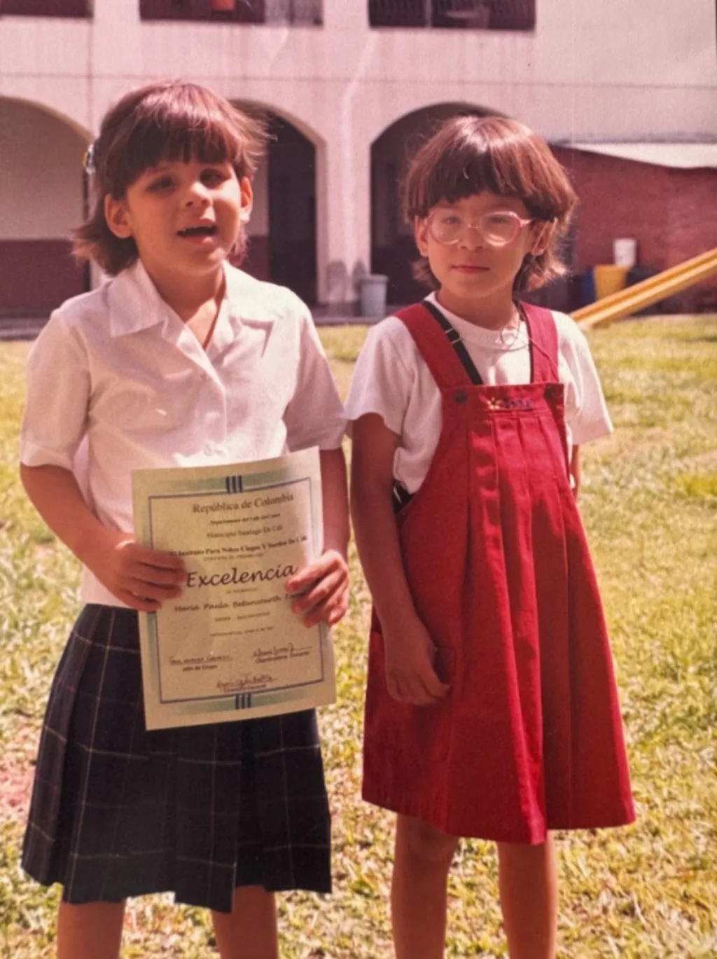 2001 Instituto Para niños ciegos y sordos.