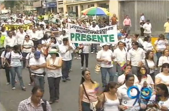 Demora en la reconstrcción del Palacio de Justicia