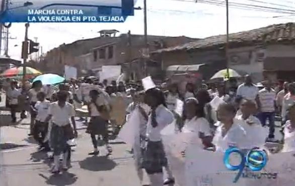 Marcha contra la violencia en Puerto Tejada