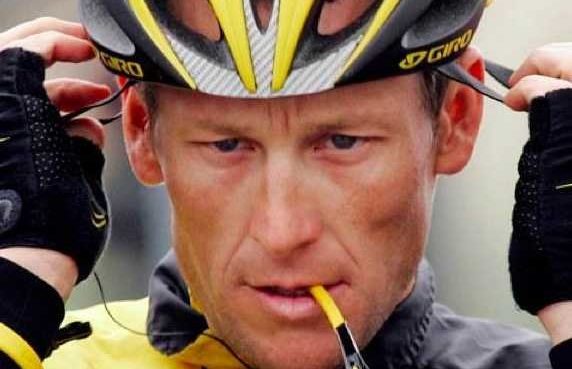 Lance Armstrong, el rey del ciclismo se quedó sin trono tras decisión de la UCI