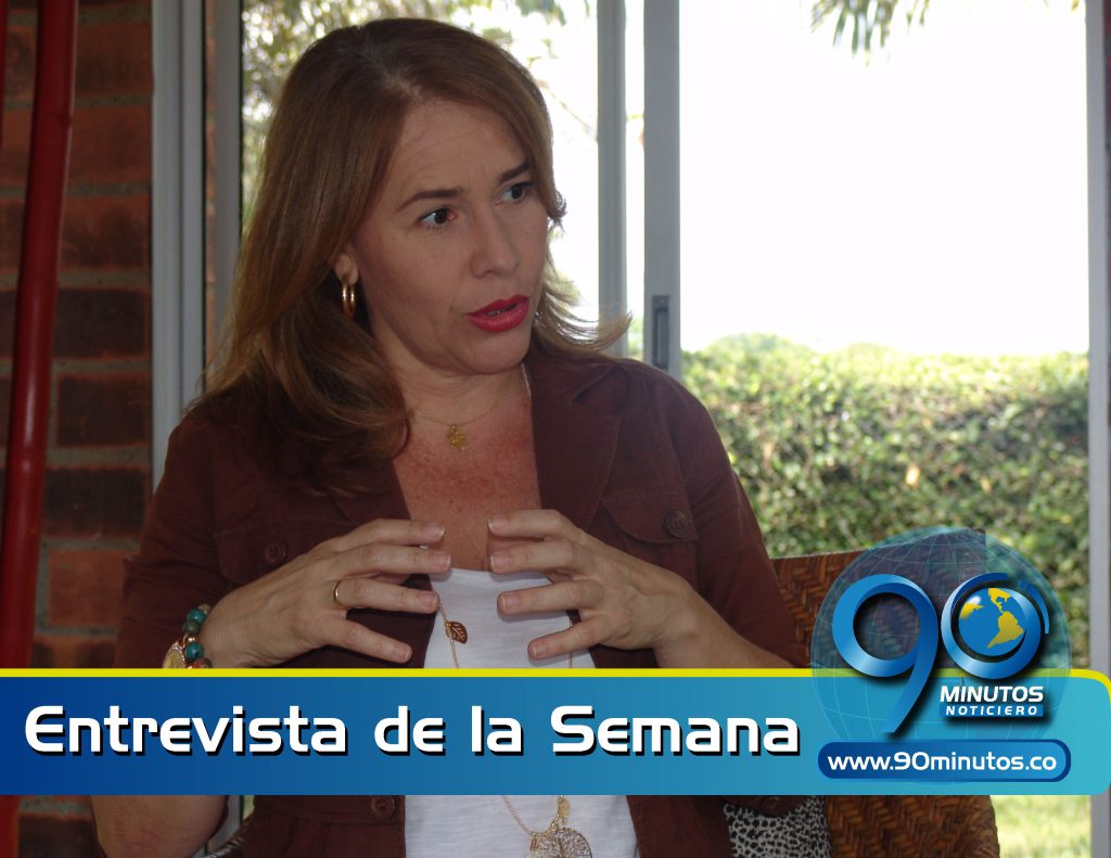 El Estado le dio la espalda a la tv pública: Adriana Santacruz