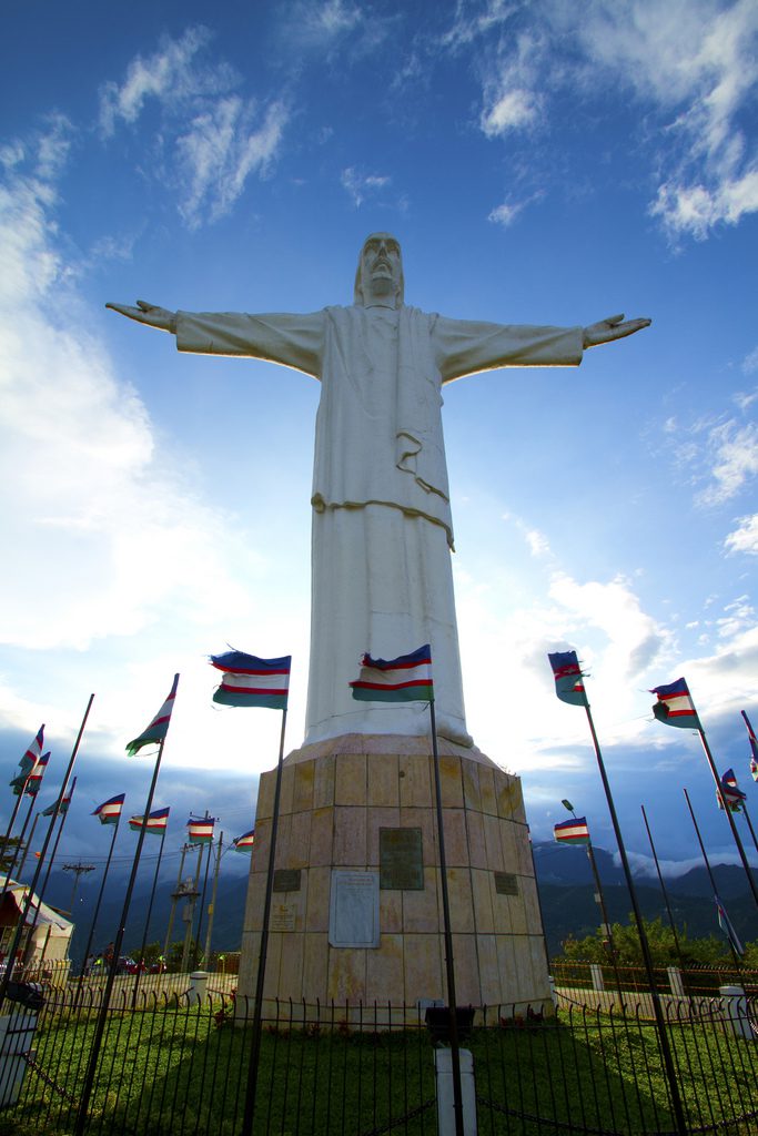 Cristo Rey: 60 años protegiendo a la Sultana del Valle