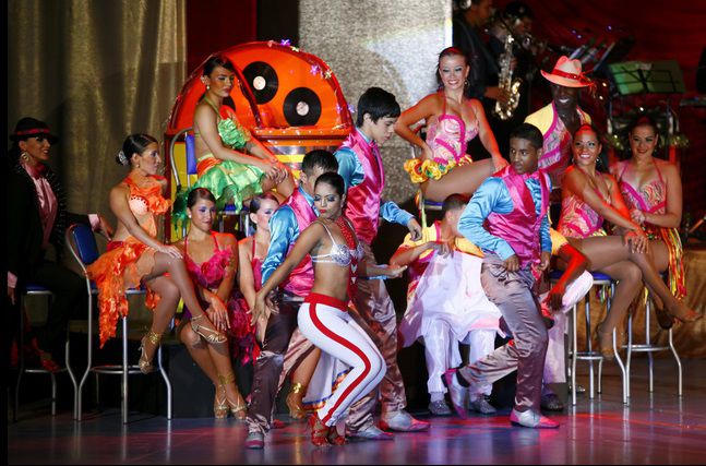 Bailarines de Stilo y Sabor serán la cuota caleña en Miami