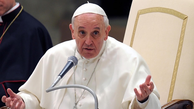 Papa Francisco recibió en el Vaticano a víctimas de curas pedófilos