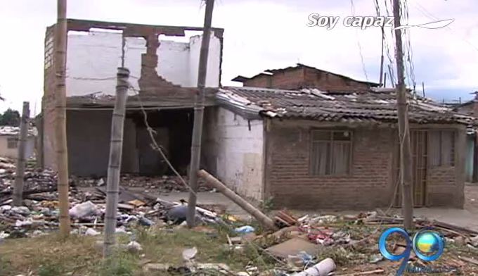 Damnificados por incendio en Charco Azul reclaman ayudas prometidas