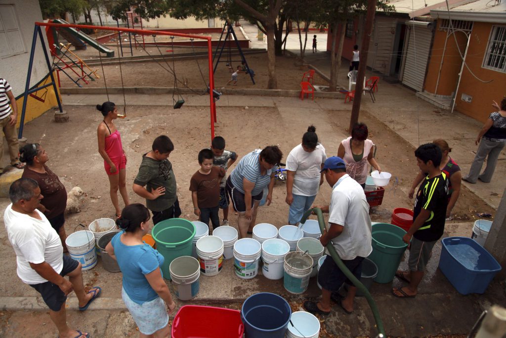 Comuna 18 continúa con problemas en el suministro de agua