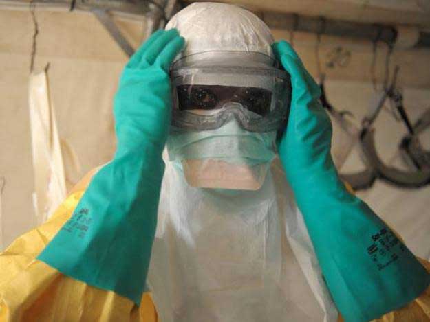 Médico cubano contagiado de ébola será tratado con medicamento experimental