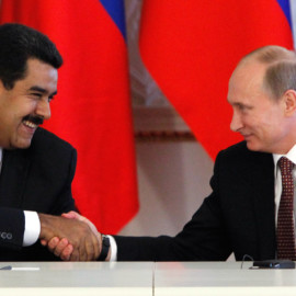 Maduro expresó a Putin apoyo a acciones de Rusia en Ucrania, según Kremlin