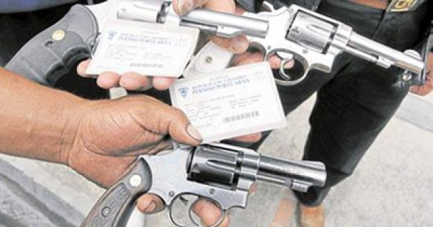 Aumentan restricción al porte legal de armas en en ciertas comunas de Cali