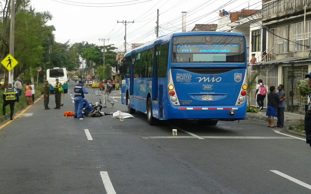 Murió motociclista que chocó contra un Mío en el oriente de Cali