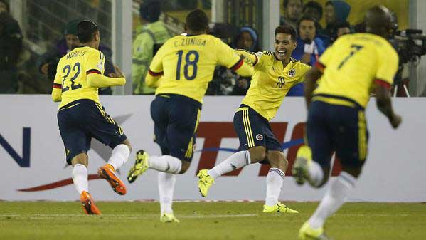 Tres colombianos en el equipo ideal de la segunda fecha de la Copa