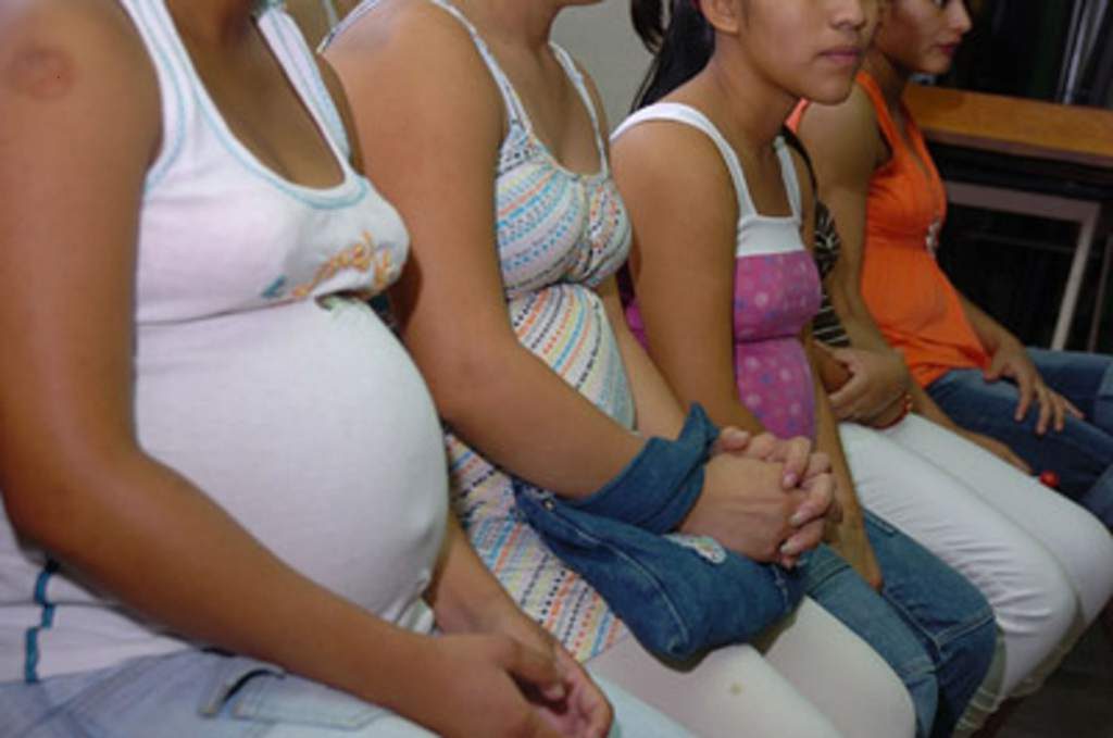 Valle, segundo lugar en embarazos de menores de edad