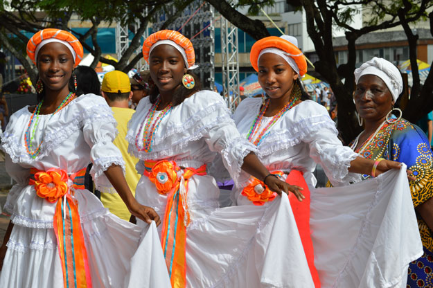 Galería: la magia de la cultura afro brilló en el Día del Pacífico ...