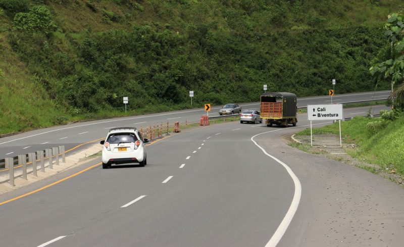 Avanza mesa de seguimiento al proyecto de mejoras de la vía Mulaló-Loboguerrero