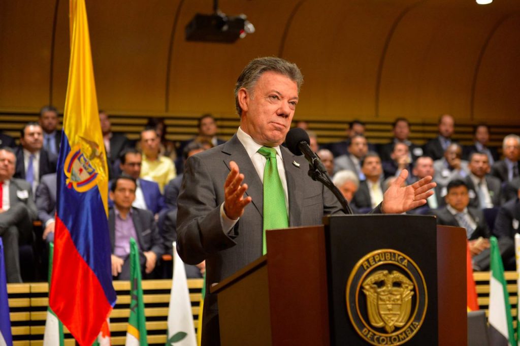 Santos dice a la Onu que "es hora de replantear" las políticas sobre drogas