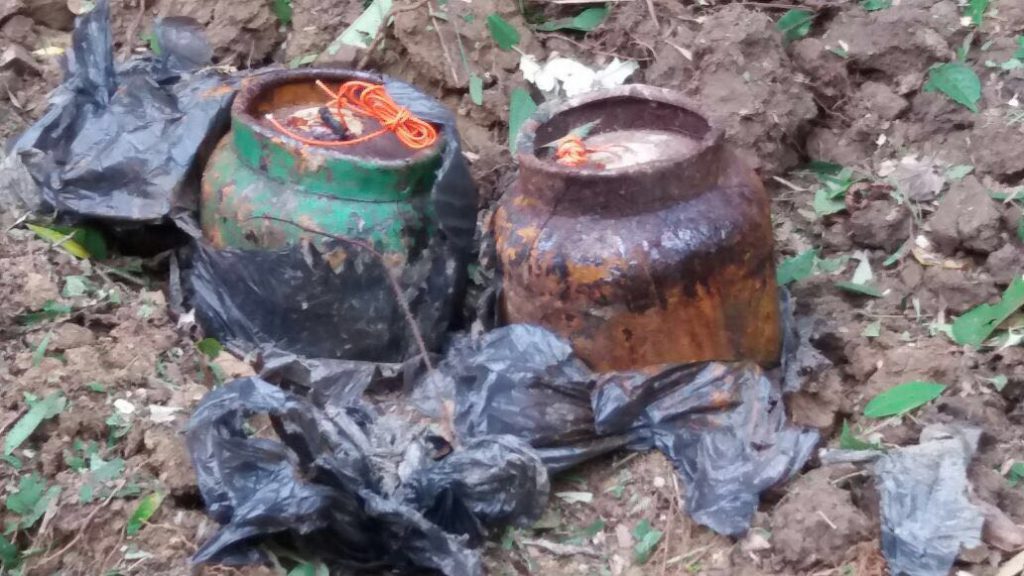 Ejercito desactiva seis cargas explosivas en San Pedro, Valle