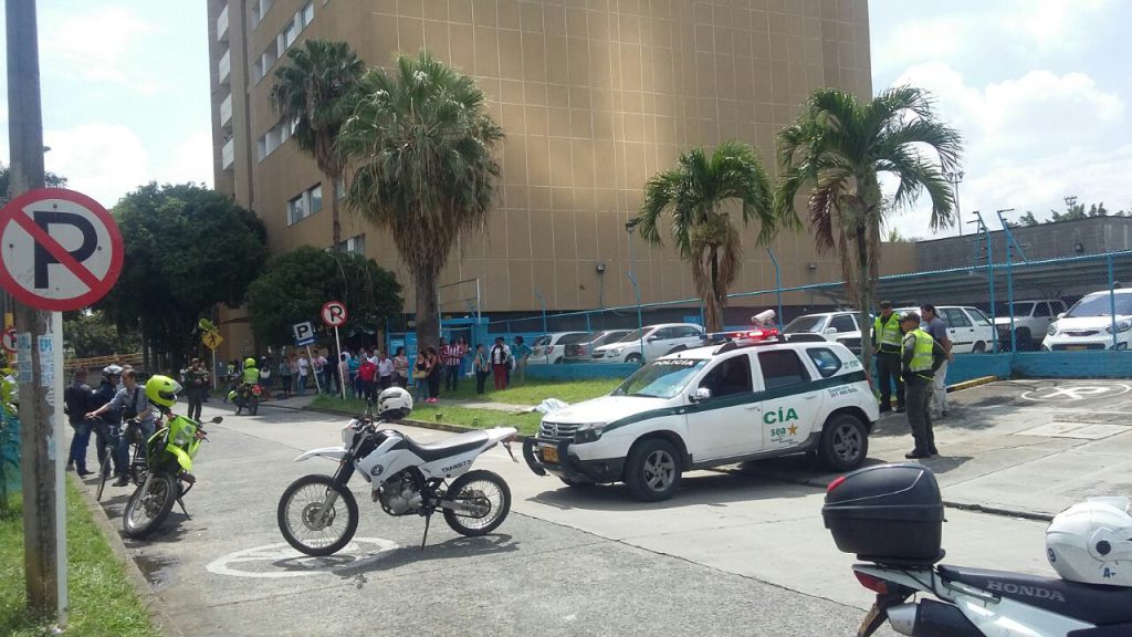 Una mujer fue asesinada cuando cargaba en brazos a su nieto