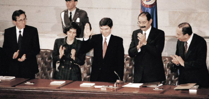 Constitución Política, 25 años en su tránsito hacia la paz