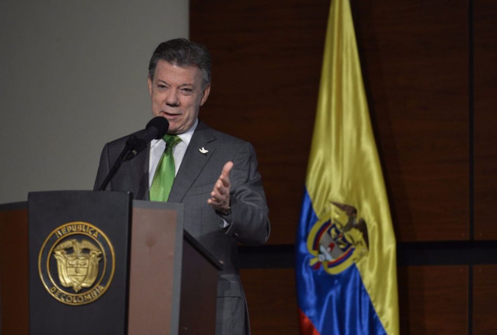 Santos dice plebiscito por la paz será voto más importante de los colombianos