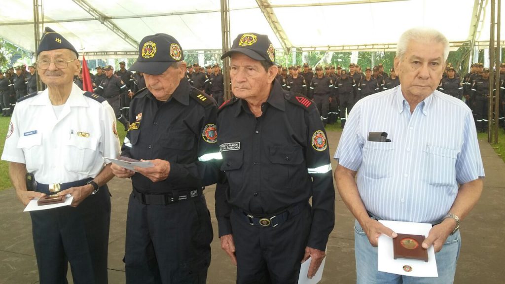 Con Homenaje a Bomberos, se conmemoran 60 años de explosión del 7 de agosto