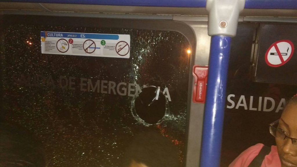 Bus del Mío, atacado a piedra en Vallegrande. Autoridades preocupadas