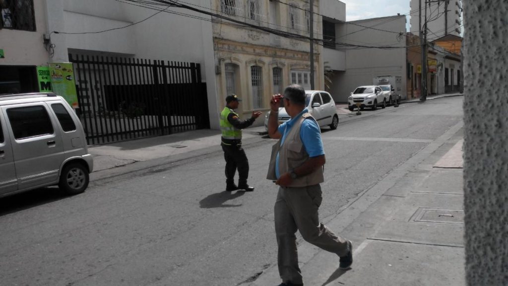 Falsa alarma por posible bomba en Fiscalía de Palmira provocó pánico