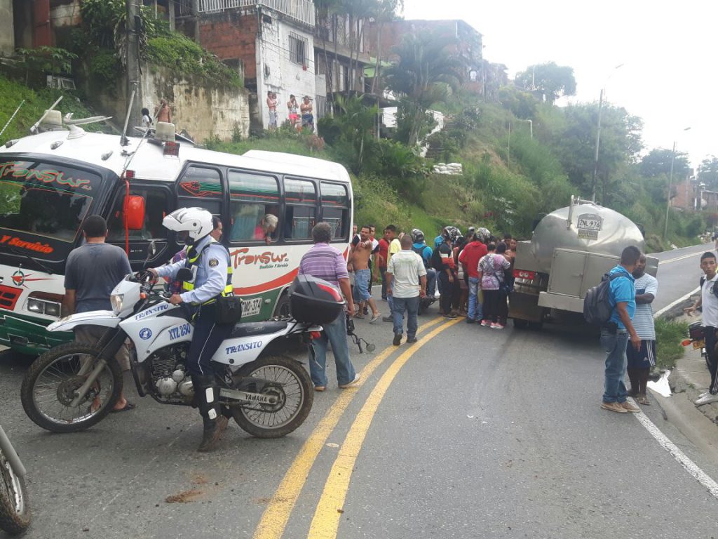 Muere motociclista en accidente en la vía al mar