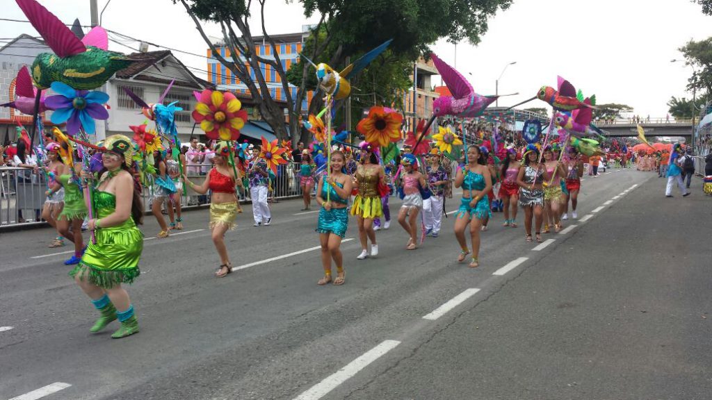 Con el Bicicarnaval, el Carnaval de Negros y Blancos "prende motores"