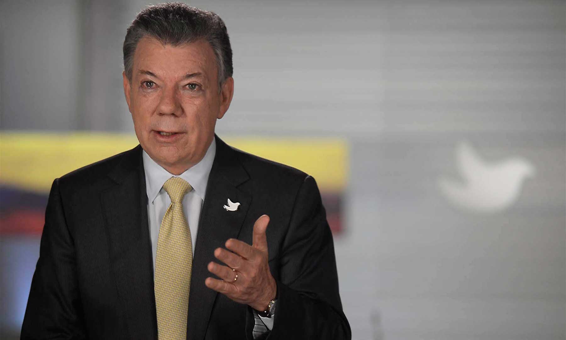 Presidente Santos hablará este sábado con Donald Trump
