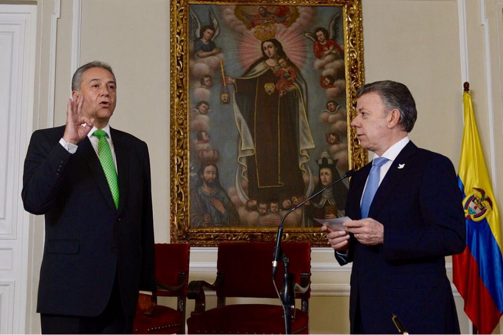 Tomó posesión el general (r) Óscar Naranjo como Vicepresidente de la República