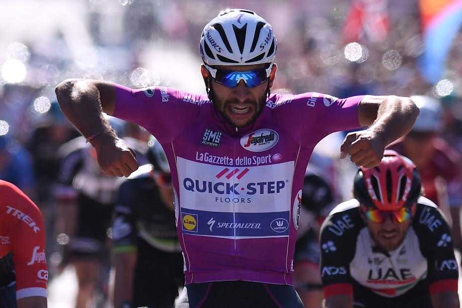 Impresionante Gaviria: ganó su cuarta etapa en el Giro de Italia