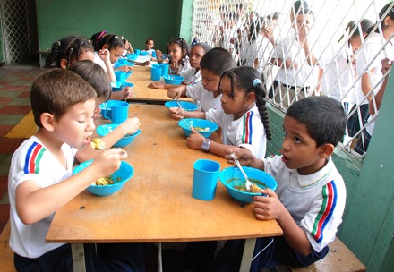 Alimentación escolar en el Valle regresa a los colegios a partir del 10 de julio
