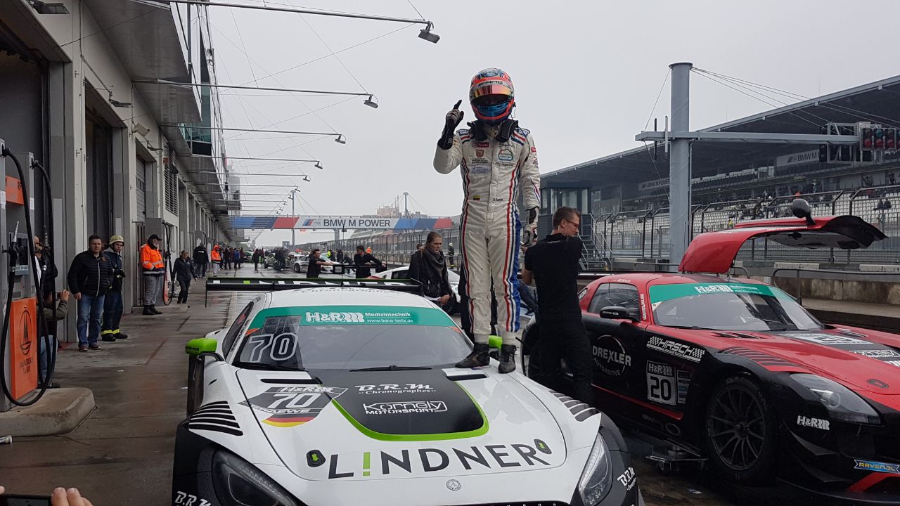 Óscar Tunjo gana el circuito de Nurburgring y mantiene el liderato