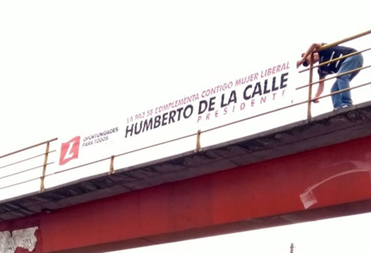 Retiran propaganda política de Humberto de la Calle de las vías de Cali