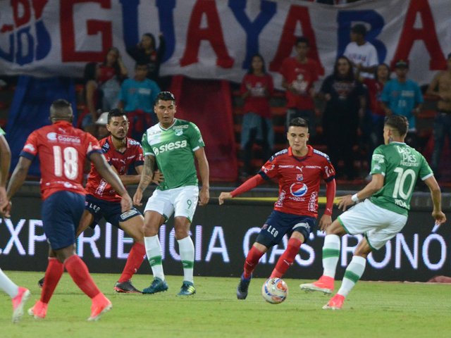 Deportivo Cali empató con Medellín en el partido de ida de semifinal de Copa Águila