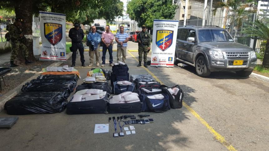 Capturan tres funcionarios de la UNP cuando transportaban más de 370 kilos de marihuana