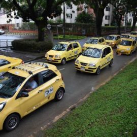 Taxis de Cali tendrán reducción del Pico y Placa, se movilizará el 90% de carros