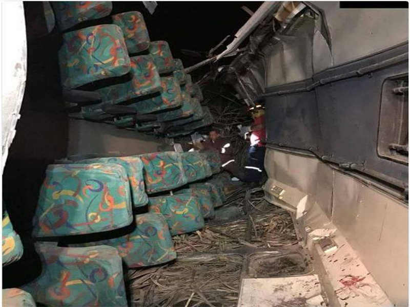 Aparatoso accidente de bus en vía Florida-Pradera deja 20 heridos