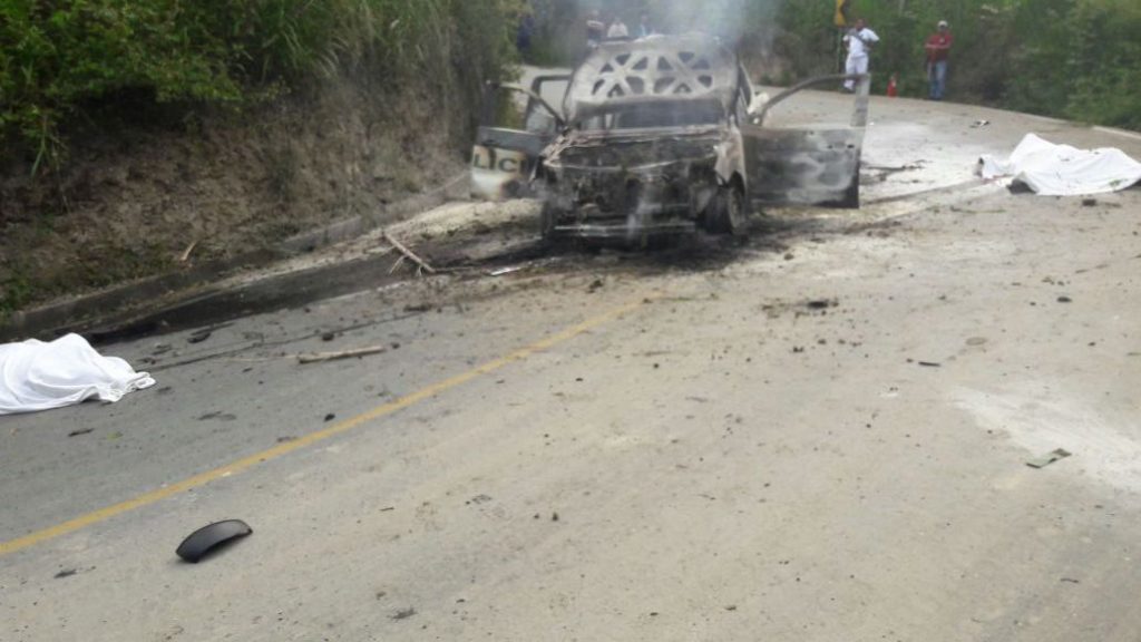 Dos uniformados de la policía murieron tras emboscada en el Cauca