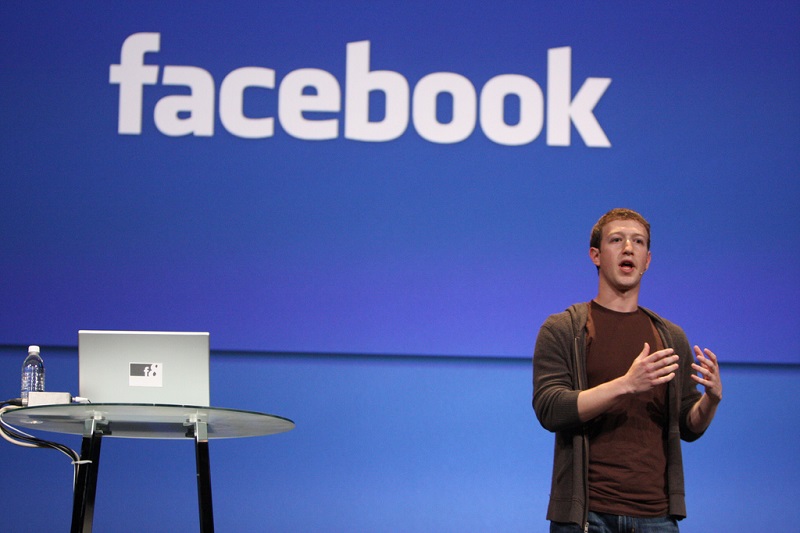 ¿Facebook filtró información de millones de usuarios para fines políticos?