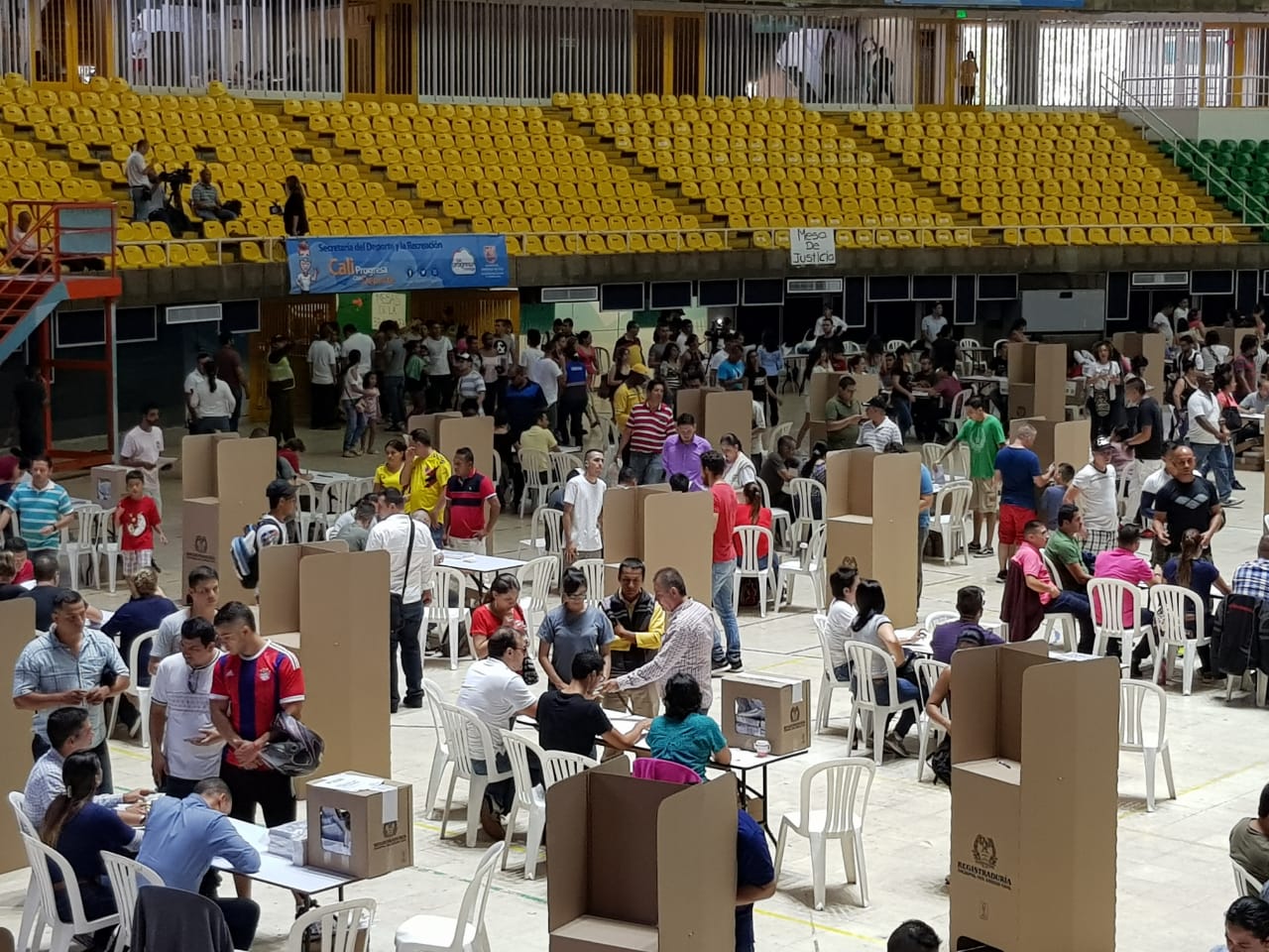 De manera masiva y con total tranquilidad, Valle del Cauca votó durante jornada electoral