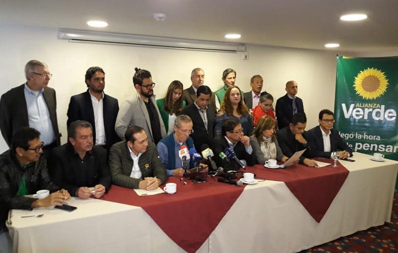 Sector de la Alianza Verde hace oficial su apoyo a Gustavo Petro