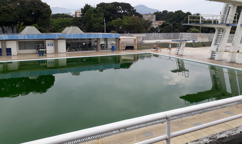 Cambio de proveedor en cloro de piscinas Alberto Galindo, dejó sin piscina a deportistas