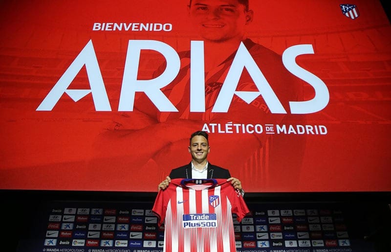 Santiago Arias fue presentado como nuevo jugador del Atlético de Madrid