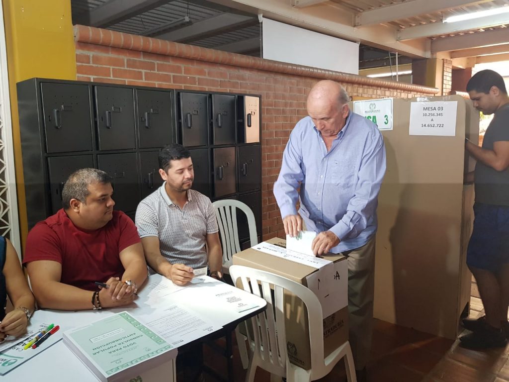 La Gobernadora del Valle y el Alcalde de Cali también votaron la Consulta Anticorrupción