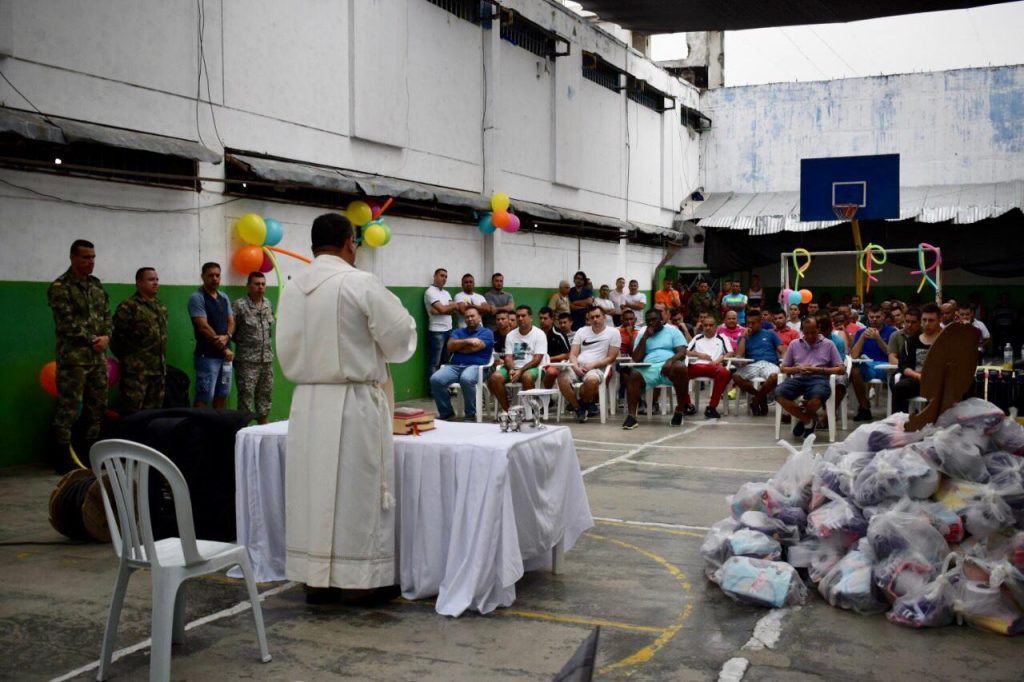 Reclusos celebraron el ‘Día de las Mercedes’ en cárcel de Villahermosa de Cali