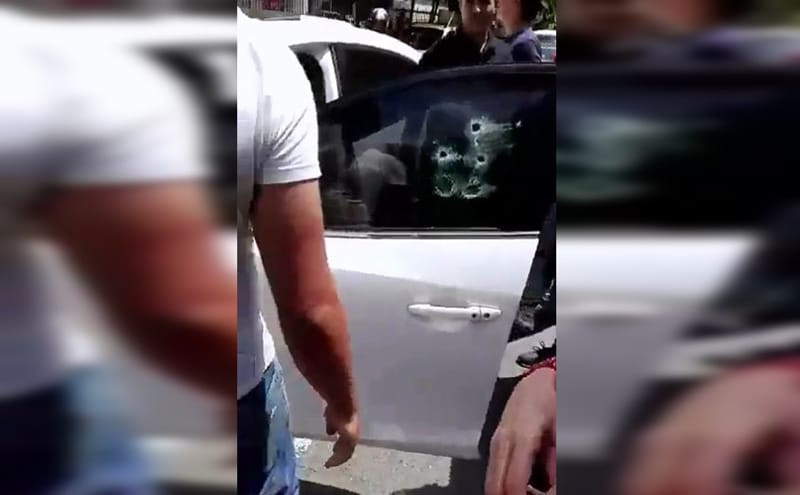 Sicarios atentaron contra hombre que se movilizaba en carro de alta gama en Cali