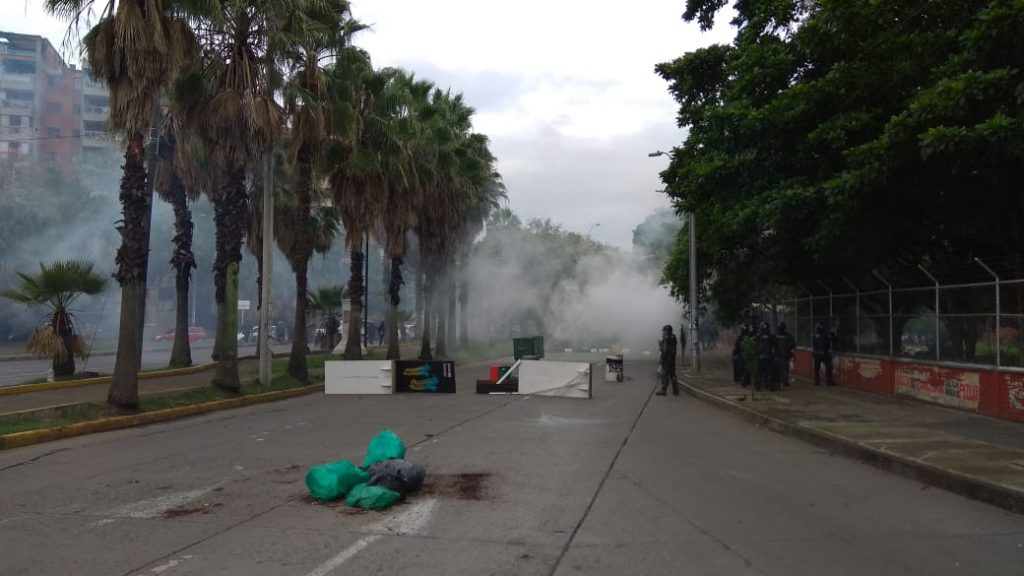 Manifestaciones frente a la Universidad del Valle dejaron tres heridos