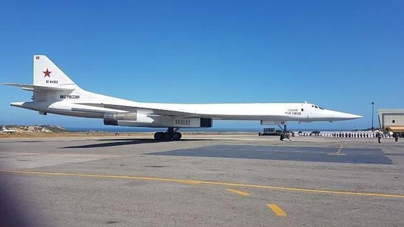 Aviones rusos en Venezuela son de "museo", dice embajador de EEUU en Colombia