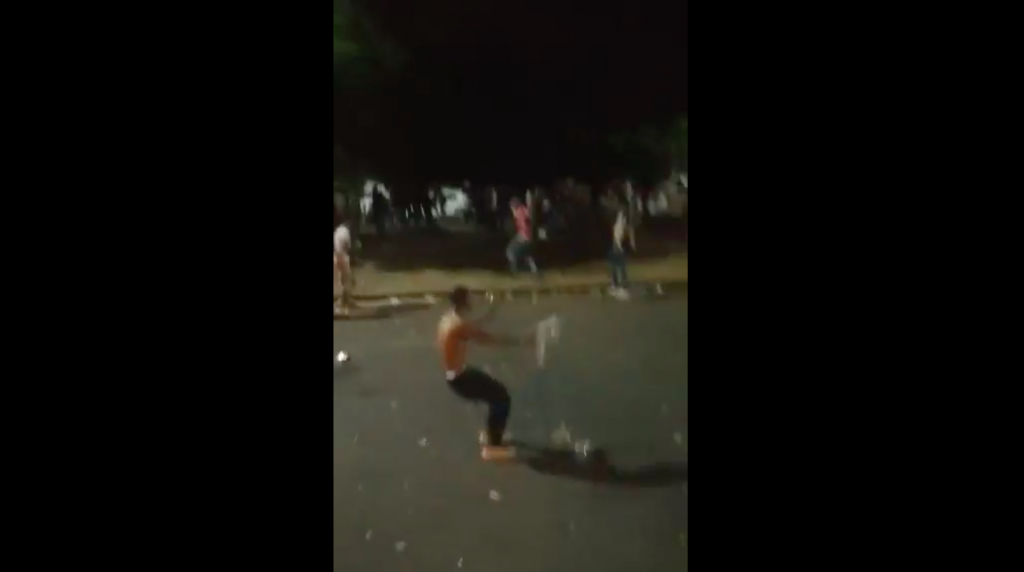 Dos personas resultaron heridas tras riña en la Avenida Pasoancho con 66